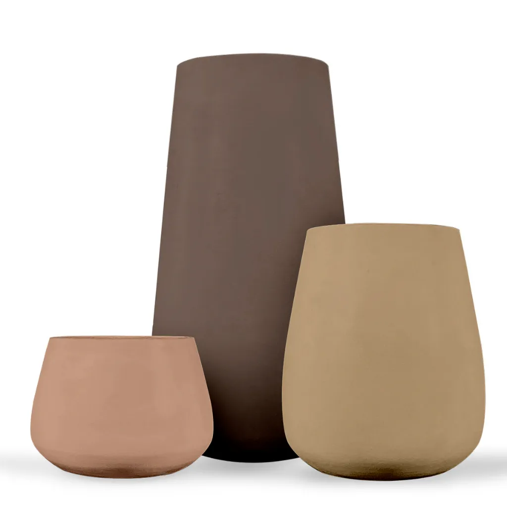 Mobius_Concrete-Sausalito_Concrete_Planters-PL_SAUS_Group_SABL-RVEA-TOAL.webp
